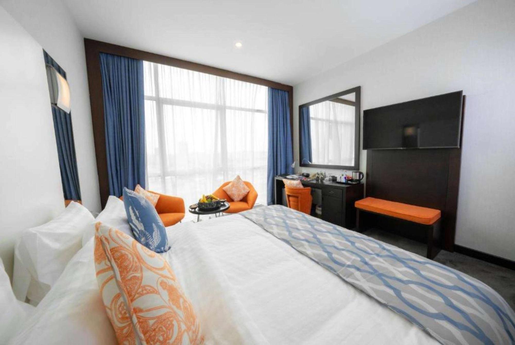 Ramada Encore Doha By Wyndham Buitenkant foto