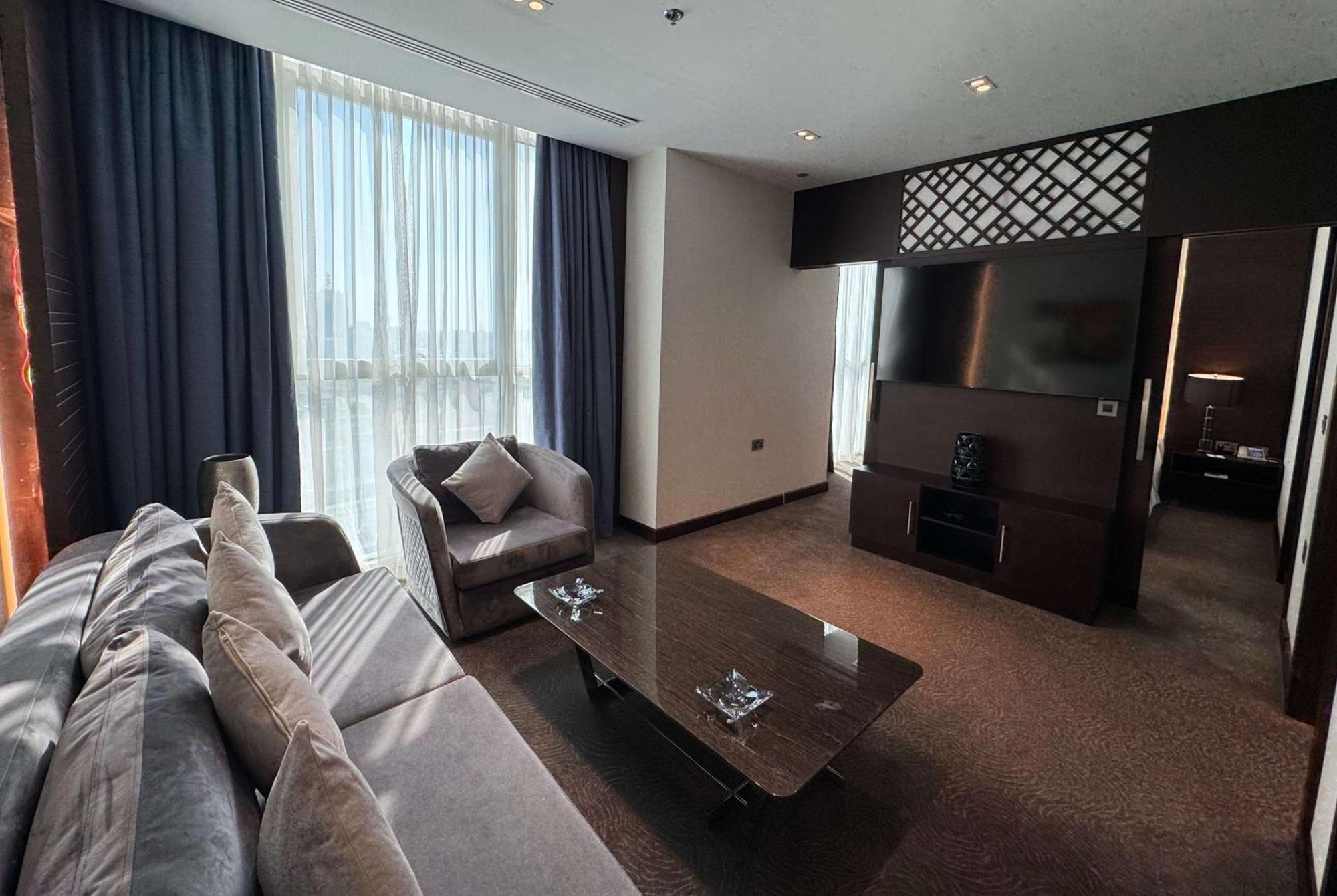 Ramada Encore Doha By Wyndham Buitenkant foto
