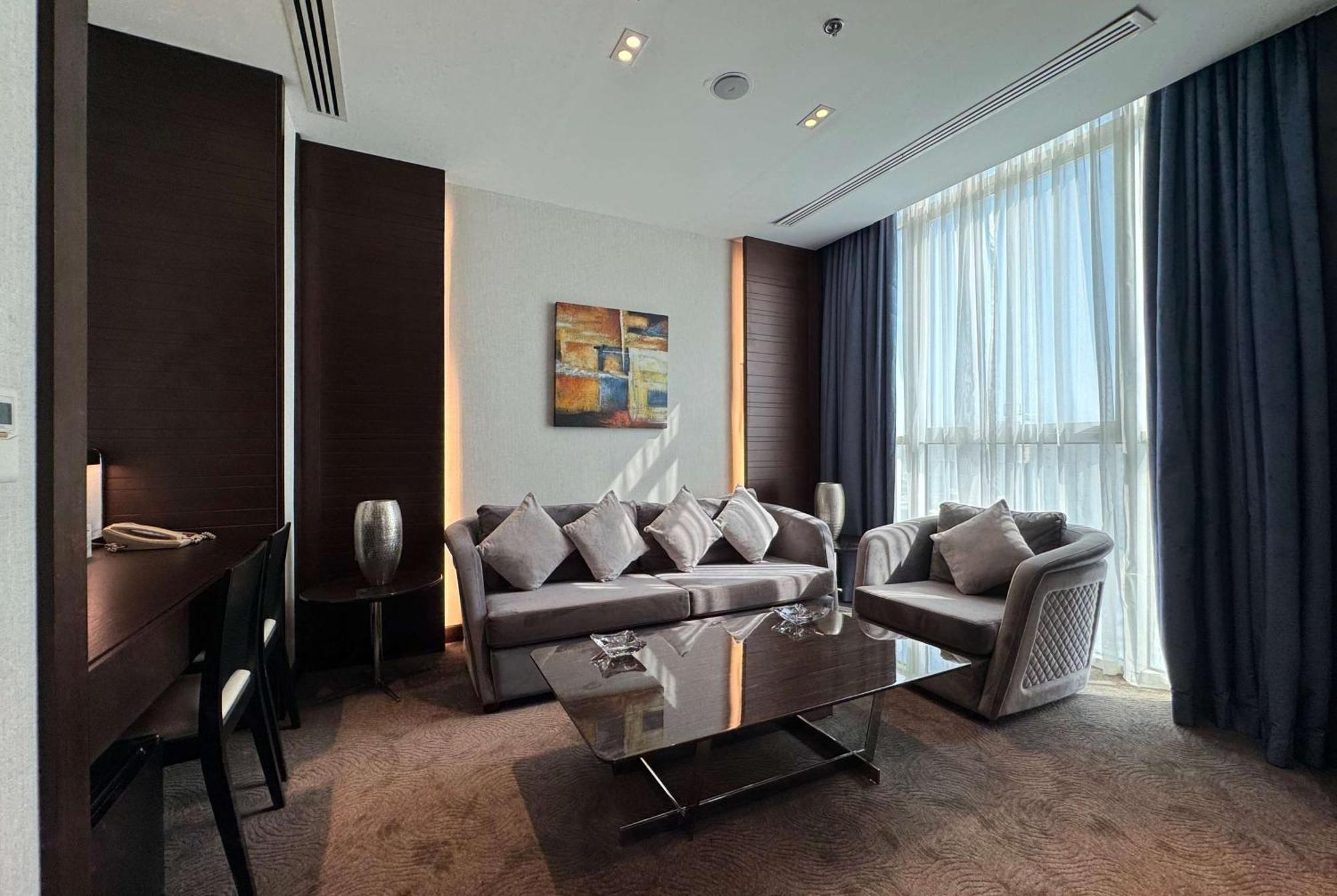 Ramada Encore Doha By Wyndham Buitenkant foto